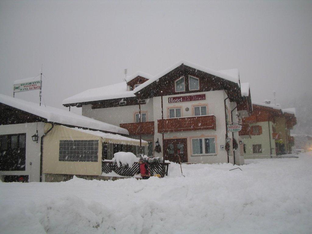 Hotel La Noria Commezzadura Exterior foto